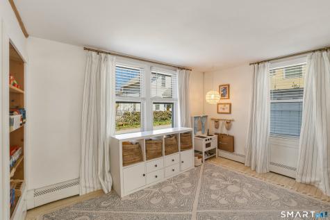 6 Orchard Street East Lyme CT 06357