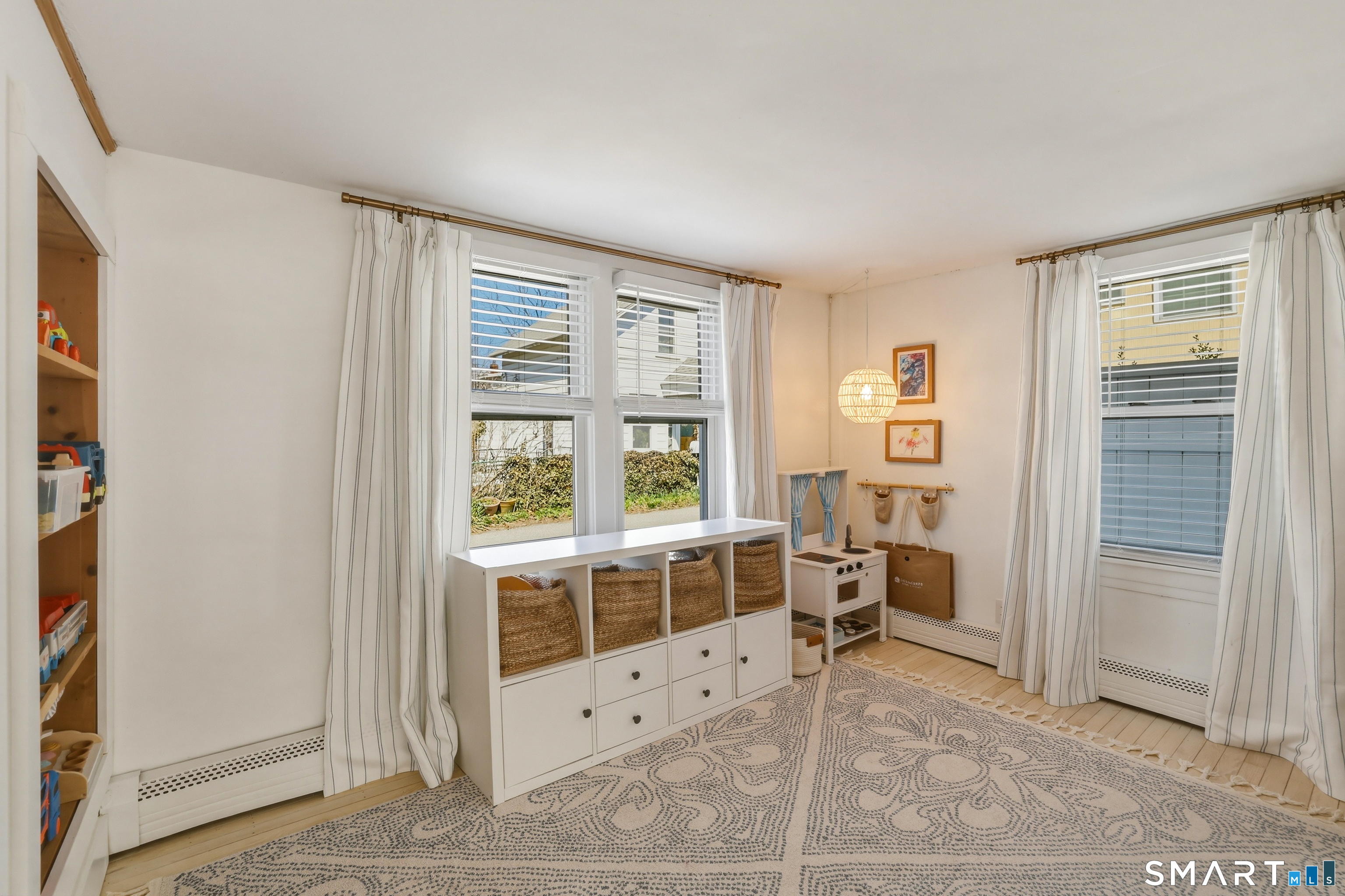 6 Orchard Street East Lyme CT 06357