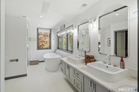 176 Ponus Avenue Norwalk CT 06850