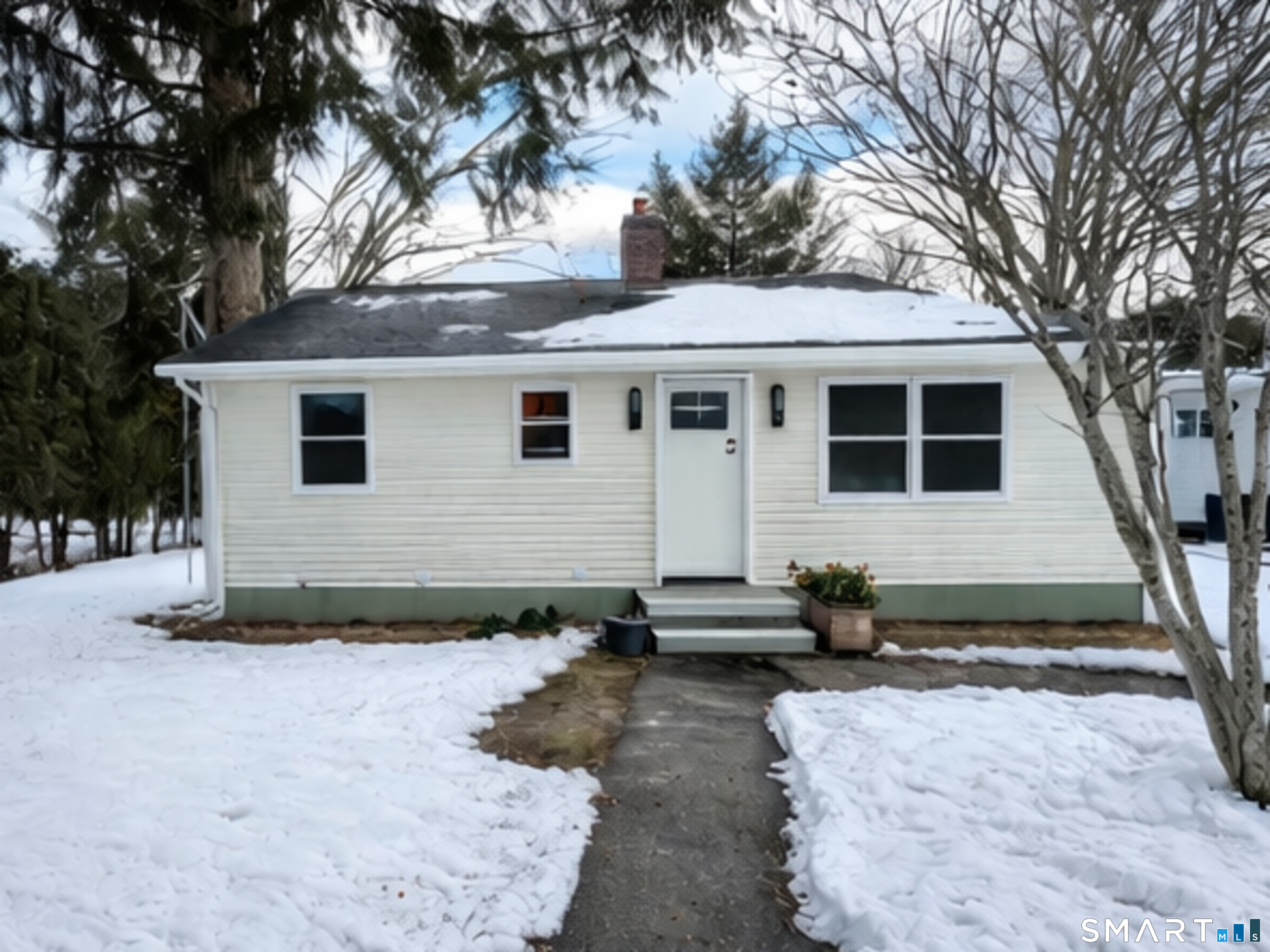 12 Frances Street Montville CT 06382