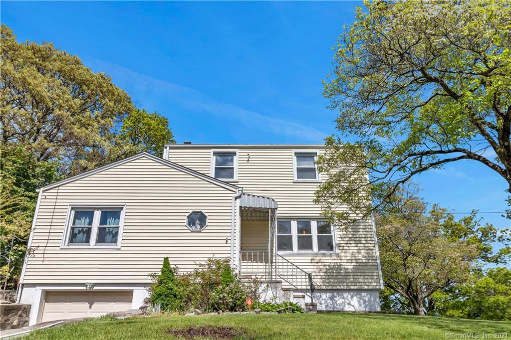 14 Lycett Street Bridgeport CT 06606