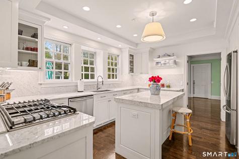 66 Gate Stone Lane Fairfield CT 06824