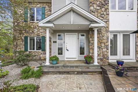 135 Kings Highway North Haven CT 06473