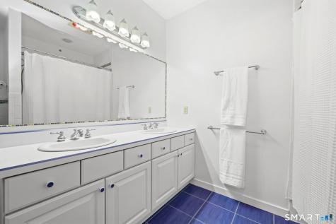 135 Kings Highway North Haven CT 06473