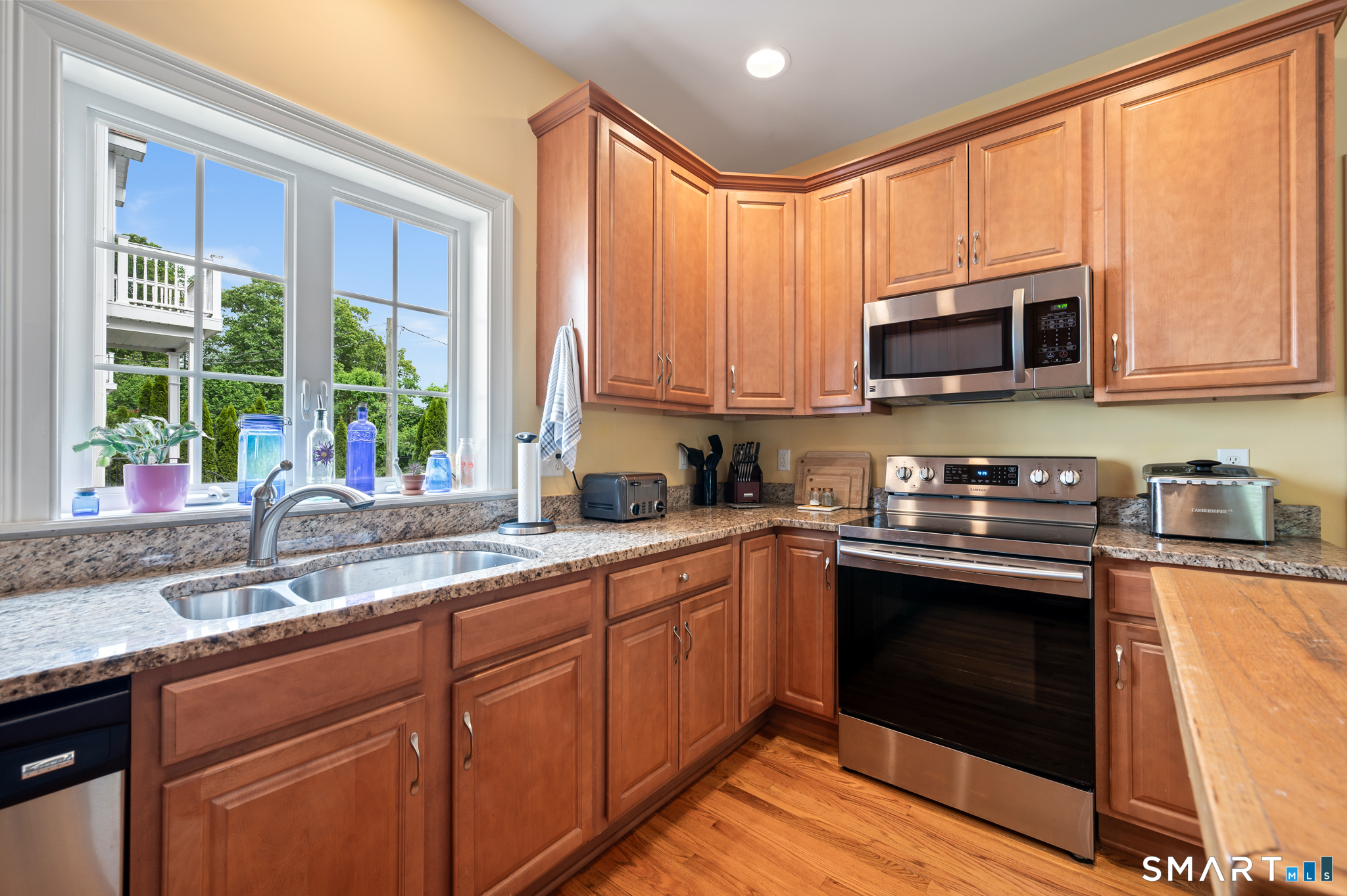 53 Hampton Road Waterbury CT 06708