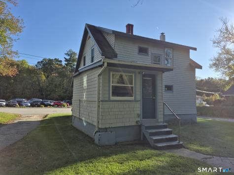 488 School Street Putnam CT 06260