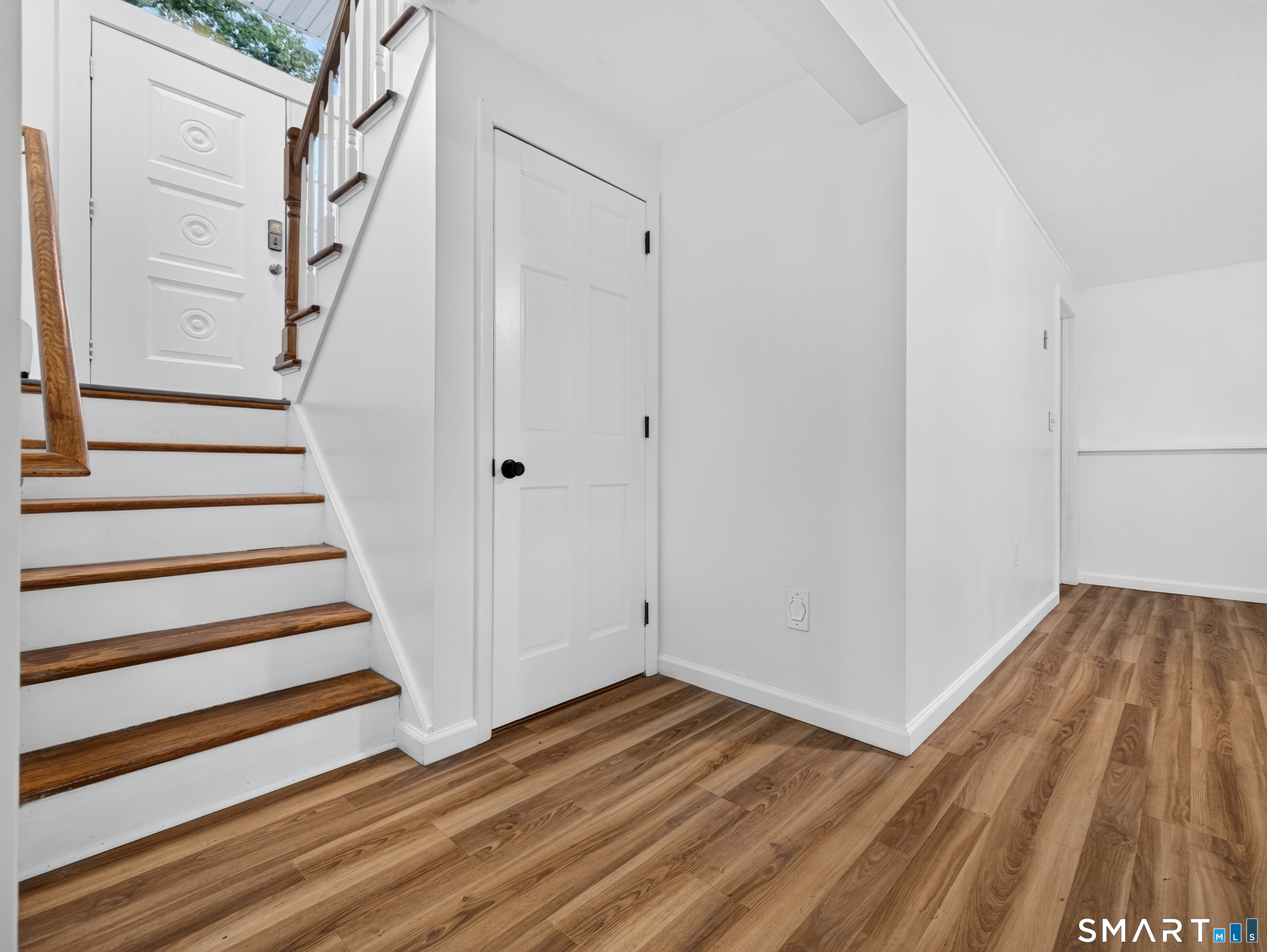 8 Pequot Drive Ledyard CT 06335