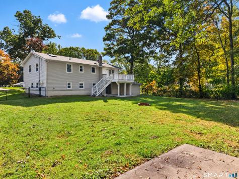 8 Pequot Drive Ledyard CT 06335