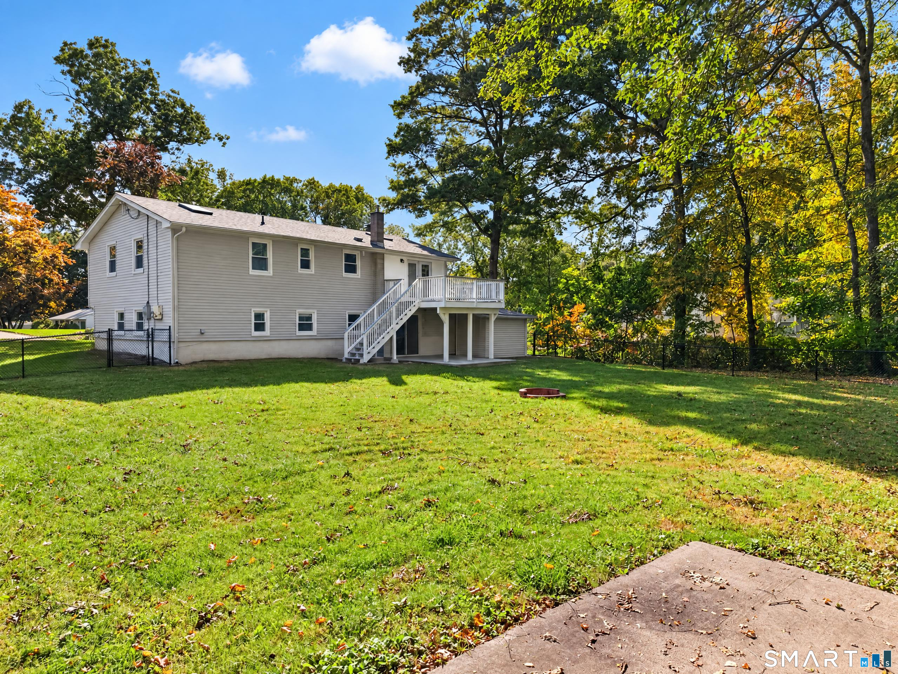 8 Pequot Drive Ledyard CT 06335