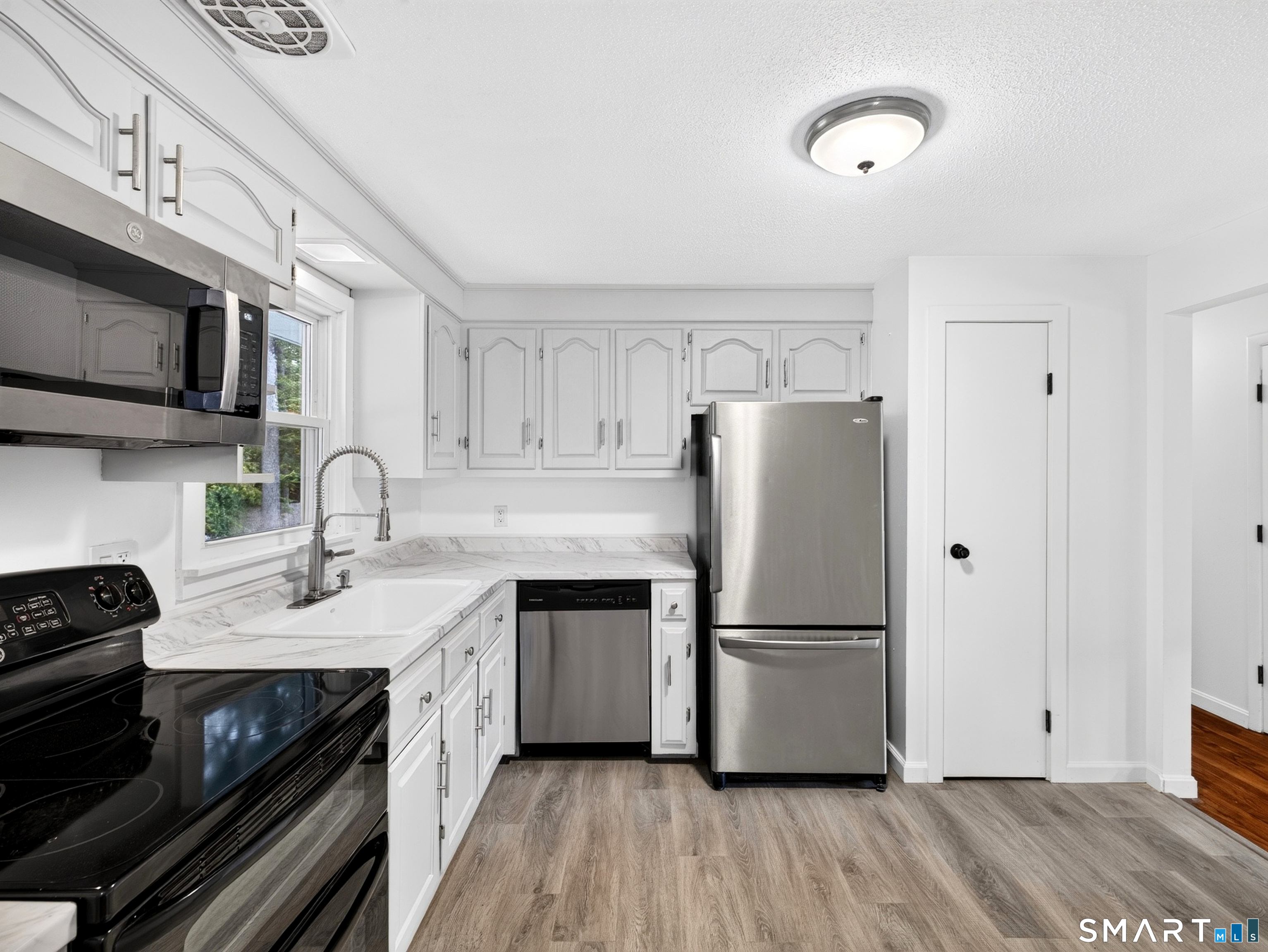 8 Pequot Drive Ledyard CT 06335