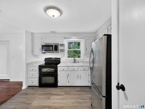 8 Pequot Drive Ledyard CT 06335