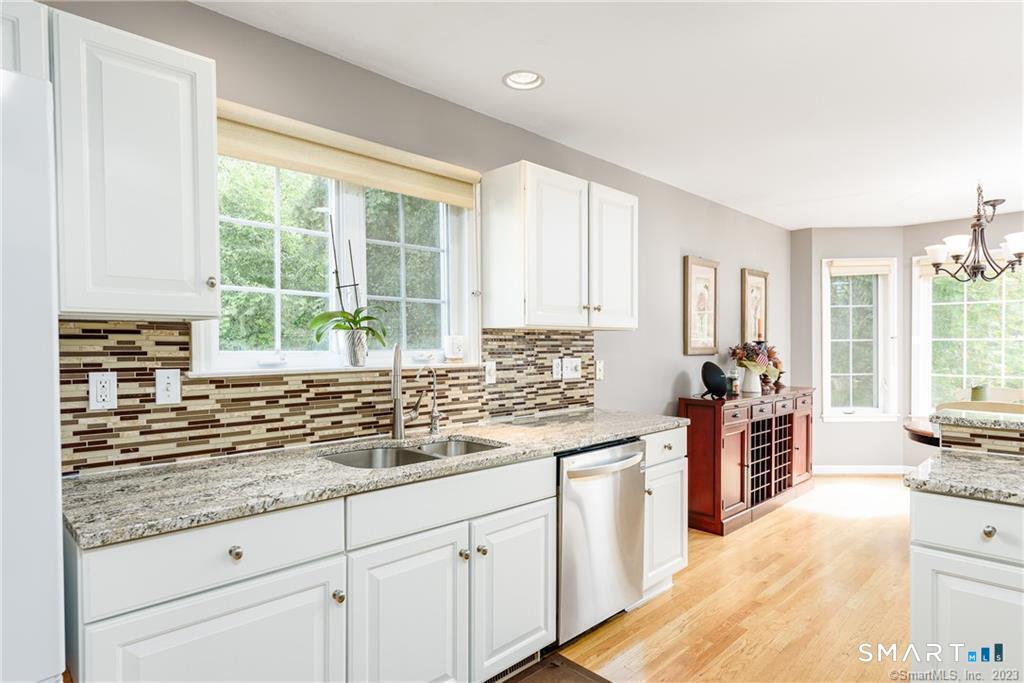 83 Fox Hollow Avon CT 06001