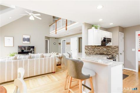 83 Fox Hollow Avon CT 06001