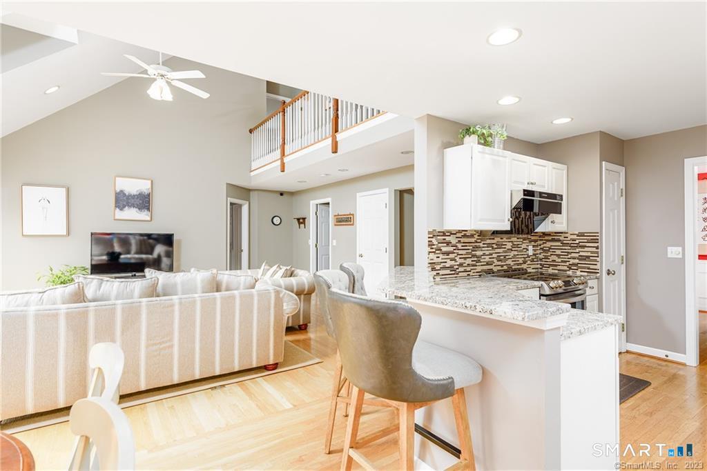 83 Fox Hollow Avon CT 06001