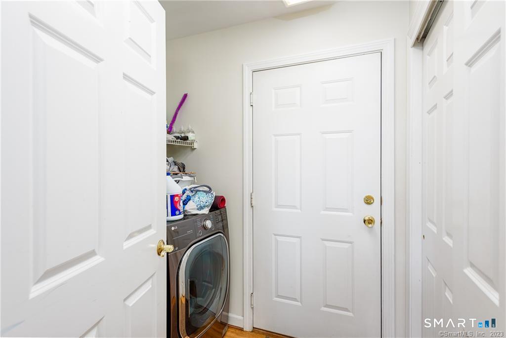 83 Fox Hollow Avon CT 06001