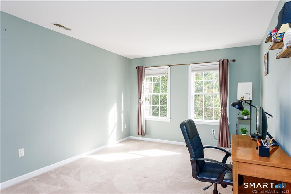 83 Fox Hollow Avon CT 06001