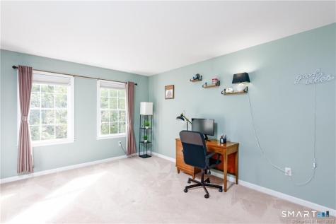 83 Fox Hollow Avon CT 06001
