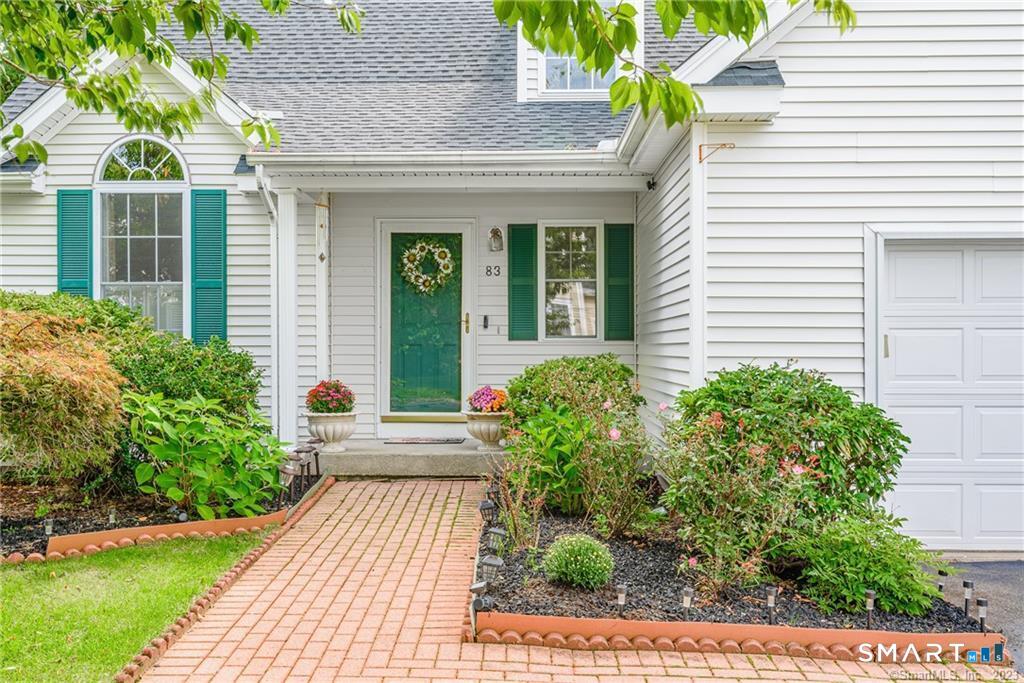 83 Fox Hollow Avon CT 06001