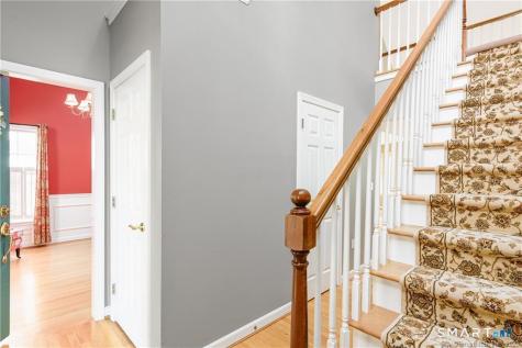 83 Fox Hollow Avon CT 06001
