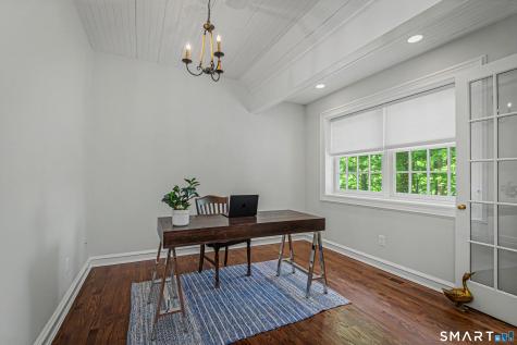 25 Pond Road Ridgefield CT 06877