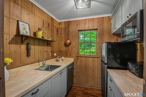 25 Pond Road Ridgefield CT 06877