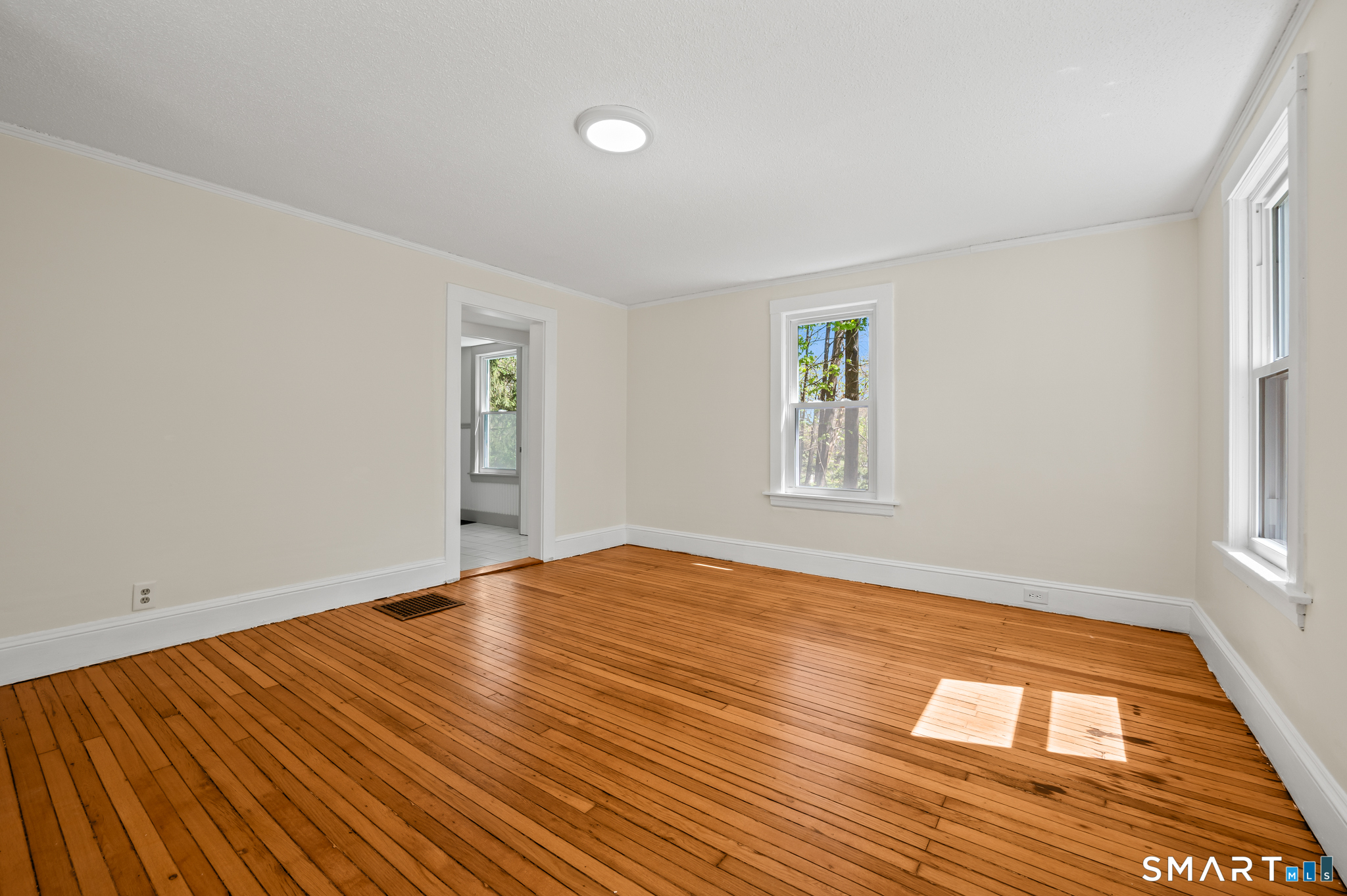 41 Union Place Manchester CT 06042