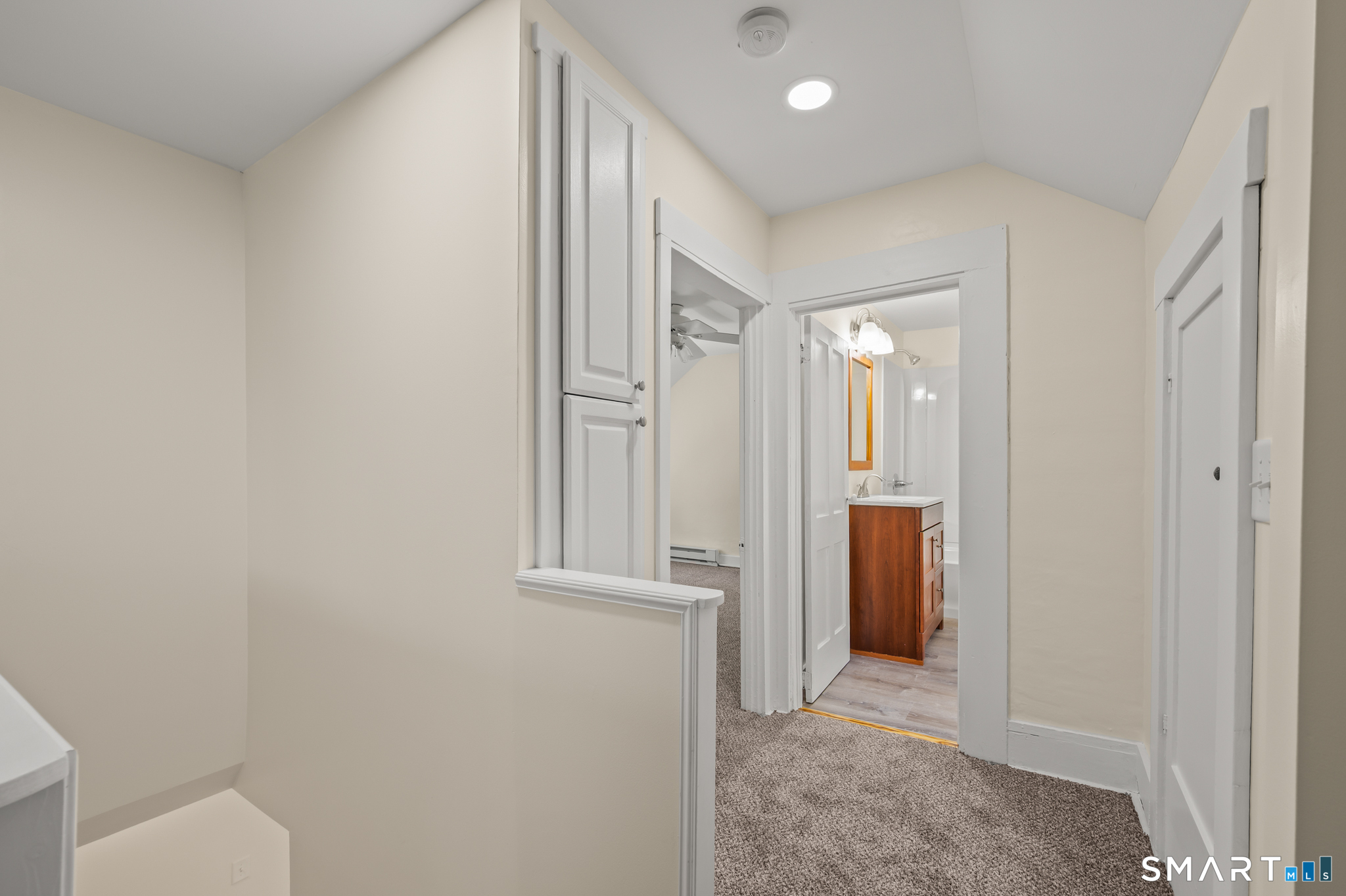 41 Union Place Manchester CT 06042