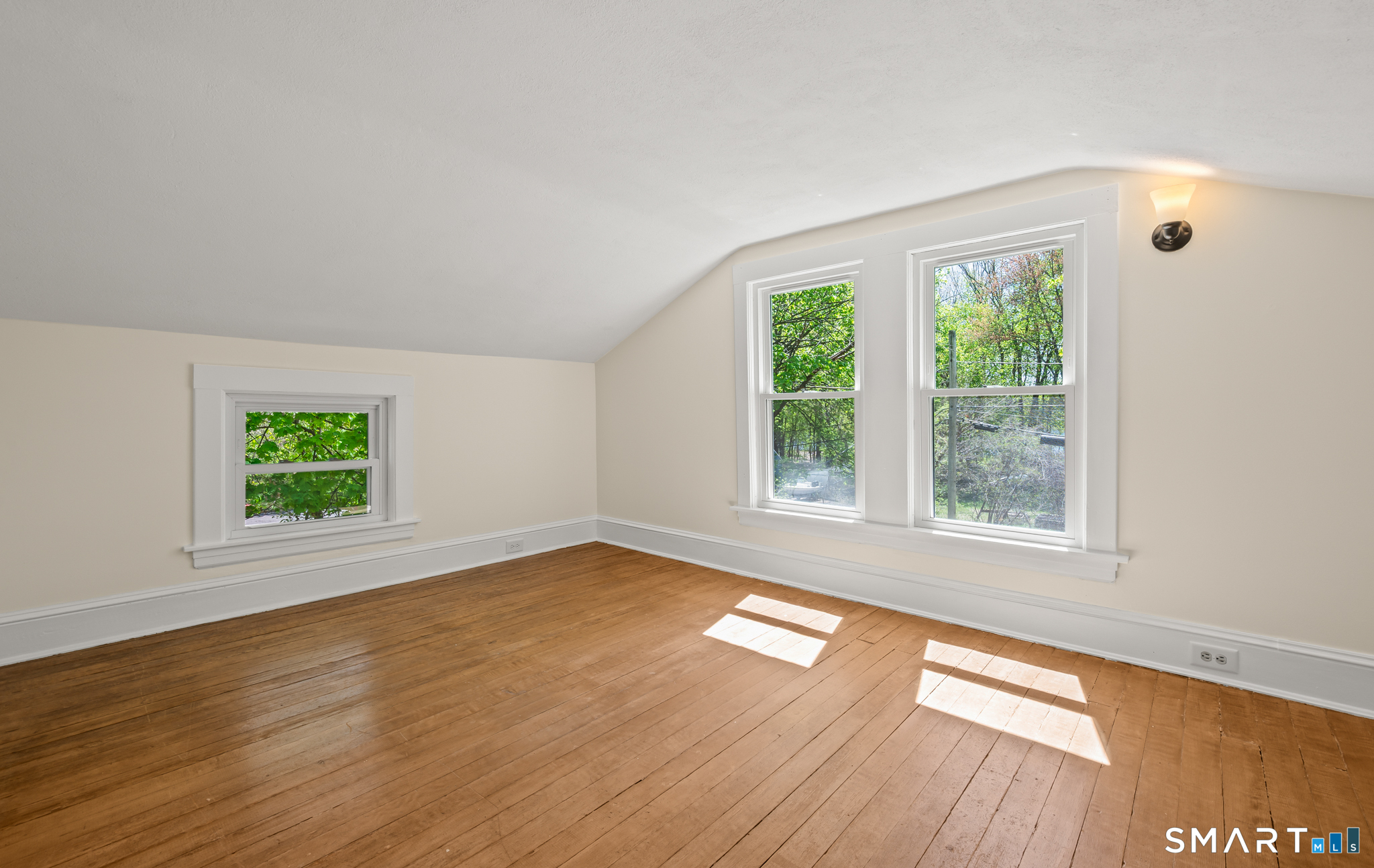 41 Union Place Manchester CT 06042