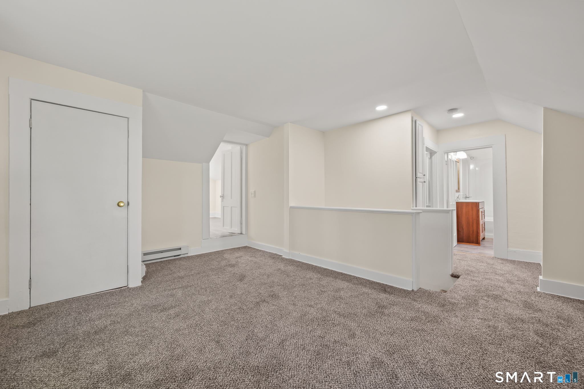 41 Union Place Manchester CT 06042