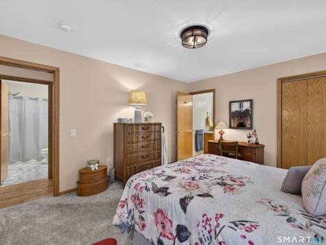 11 Providence New London Turnpike North Stonington CT 06359