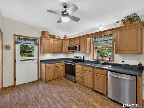 11 Providence New London Turnpike North Stonington CT 06359
