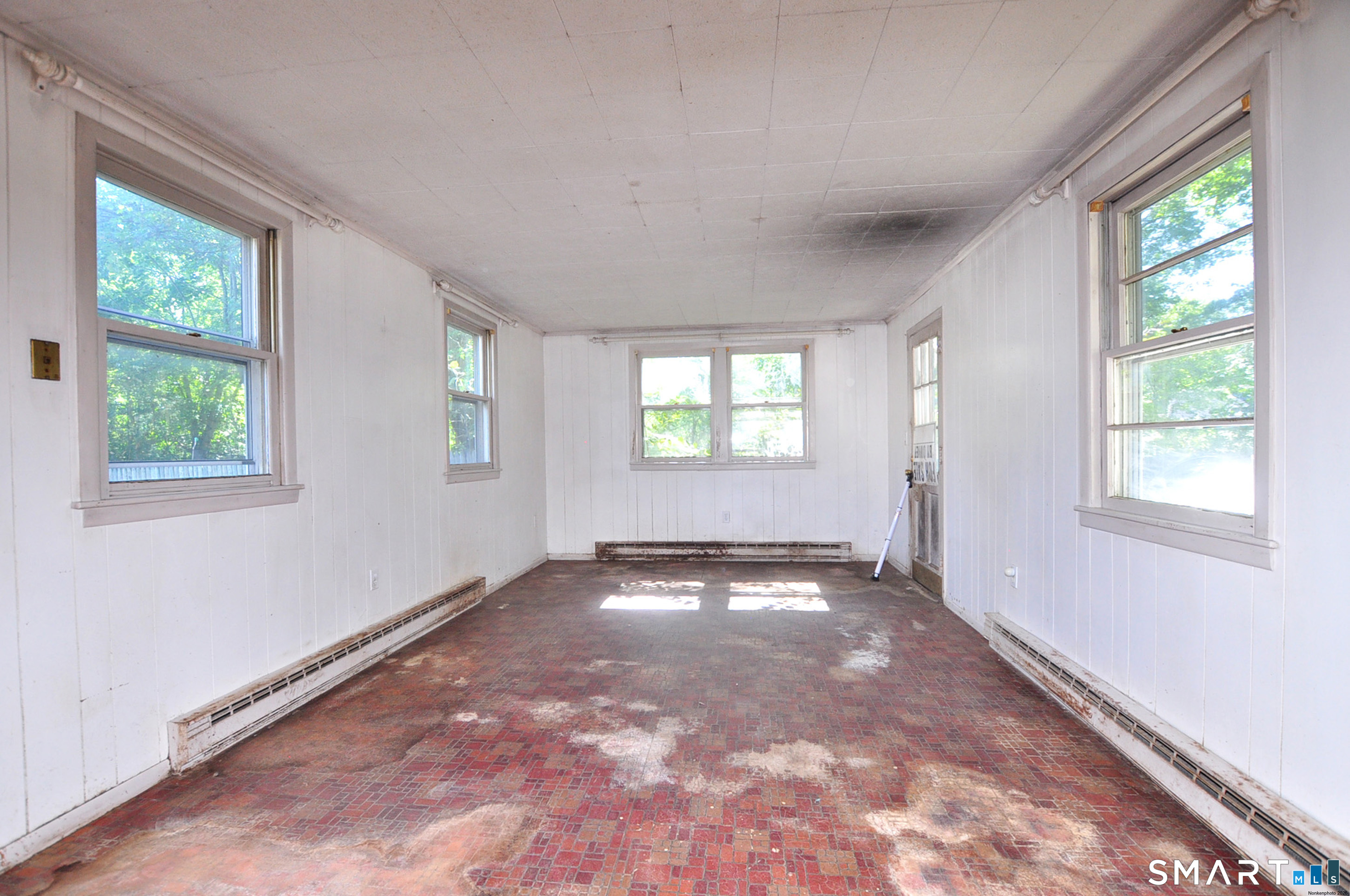 11 Tanglewood Drive Windsor CT 06095