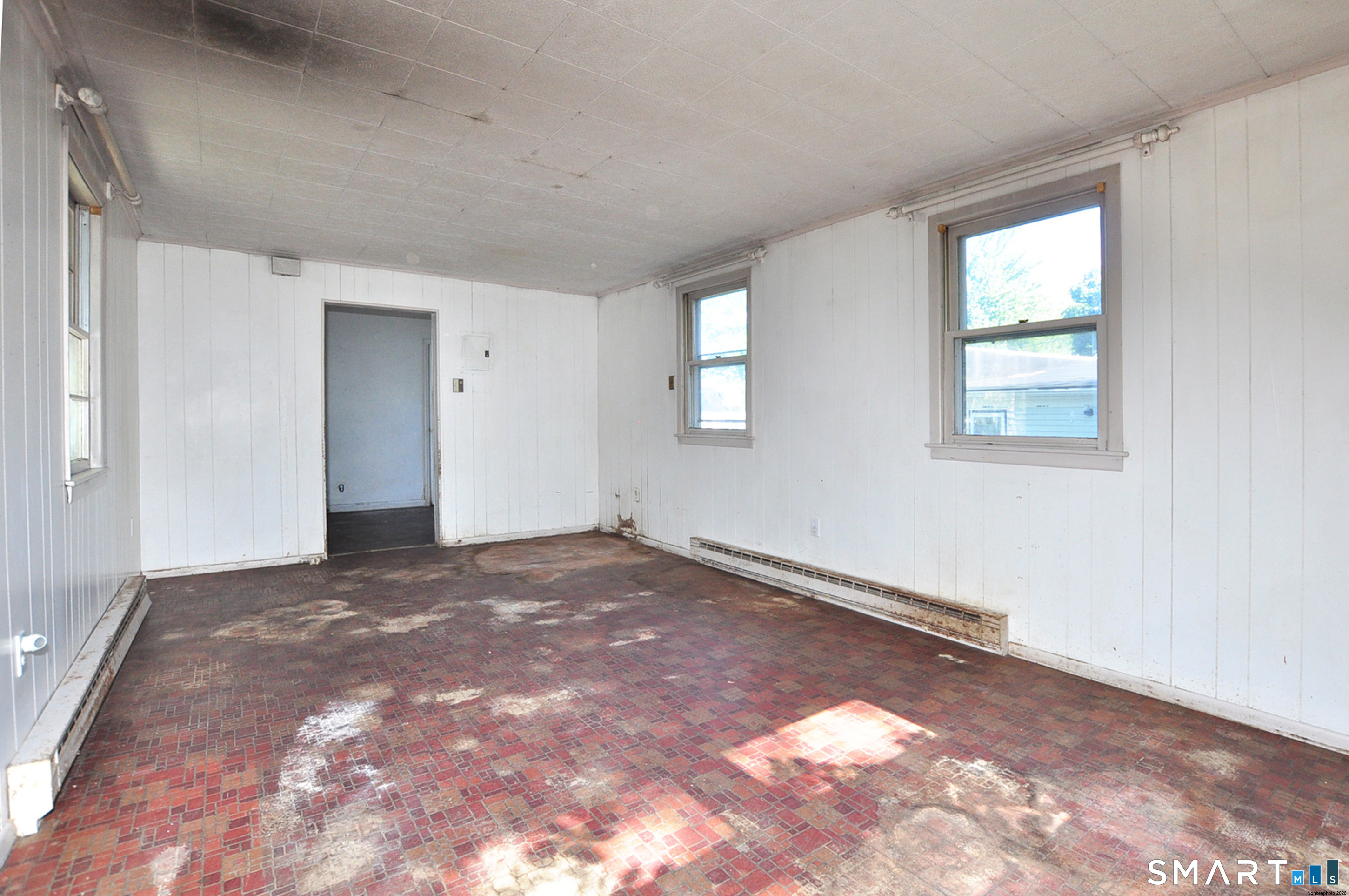 11 Tanglewood Drive Windsor CT 06095