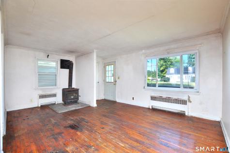 11 Tanglewood Drive Windsor CT 06095