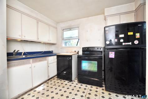 11 Tanglewood Drive Windsor CT 06095