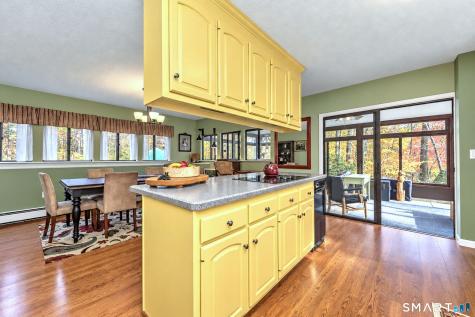 156 Handy Road Hamden CT 06518