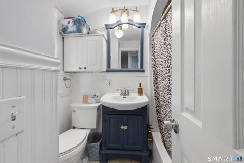 6 Robinview Terrace Danbury CT 06810