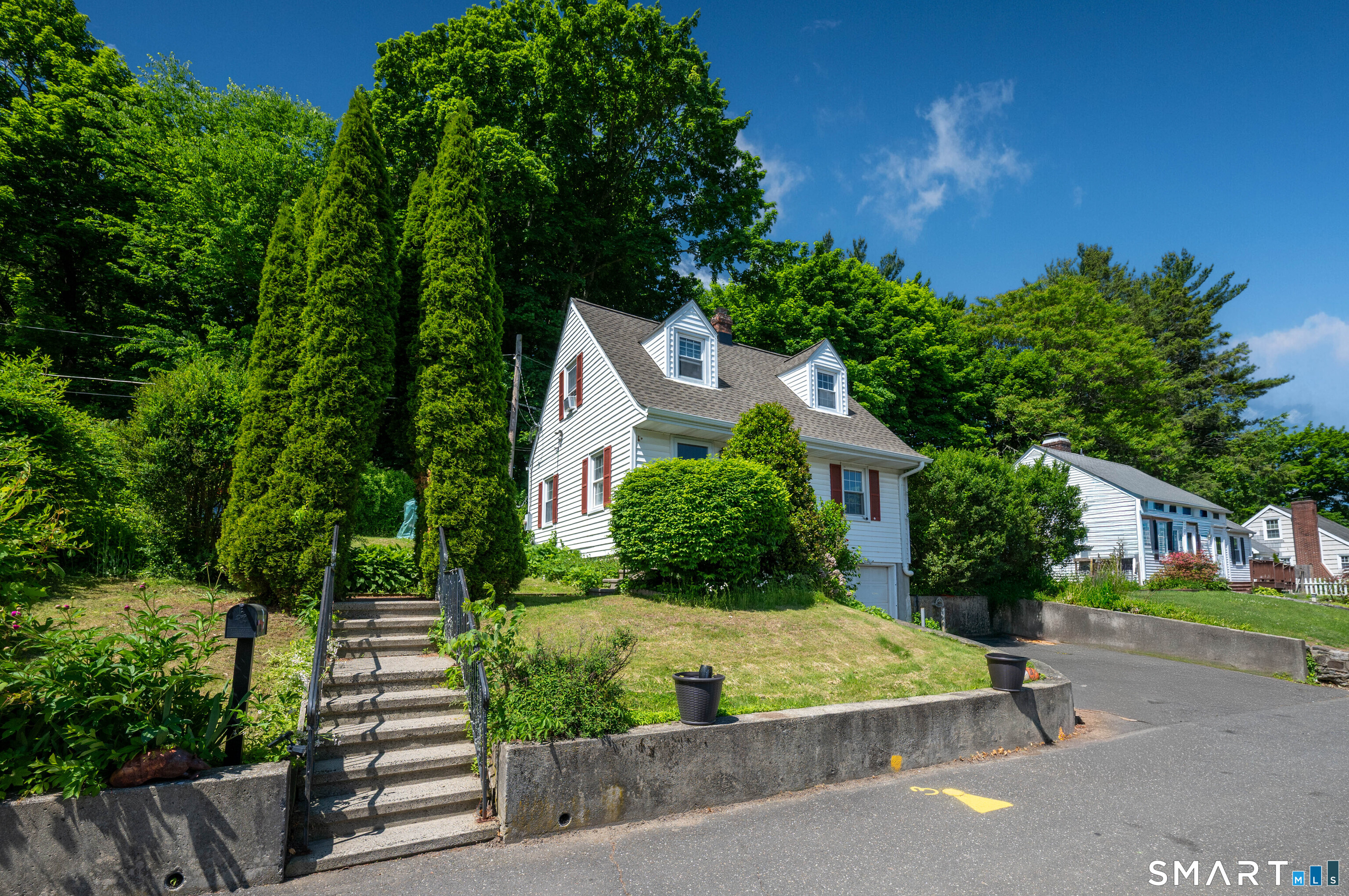 6 Robinview Terrace Danbury CT 06810