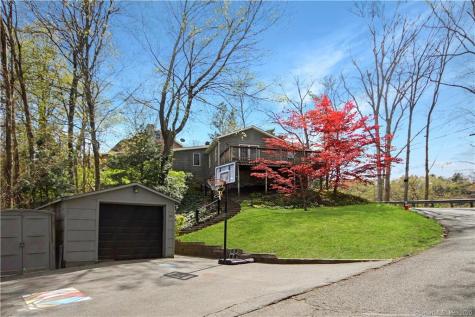 39 Hillside Road Southbury CT 06488