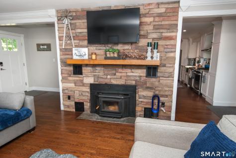 148 Middle River Road Danbury CT 06811