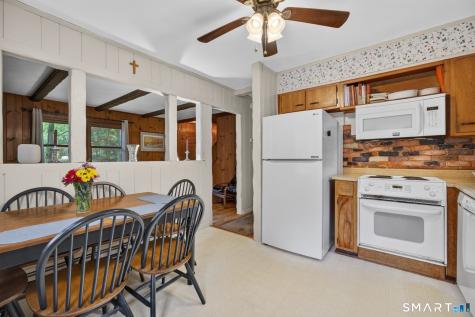 17 Hunters Path Clinton CT 06413
