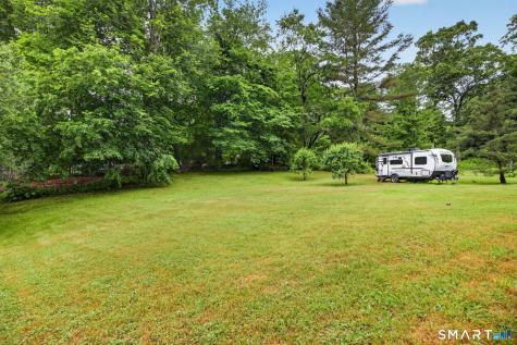 17 Hunters Path Clinton CT 06413