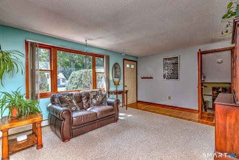 6 Ferguson Road Hamden CT 06518