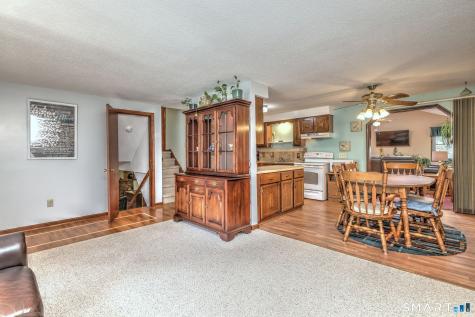6 Ferguson Road Hamden CT 06518