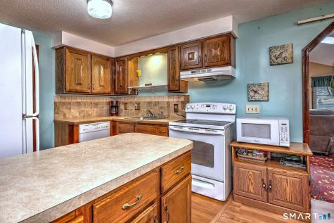 6 Ferguson Road Hamden CT 06518