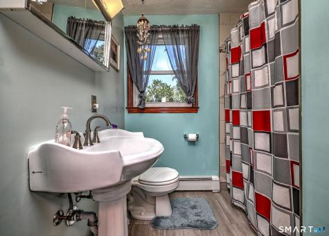 6 Ferguson Road Hamden CT 06518