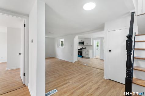 20 Fulton Drive New Fairfield CT 06812