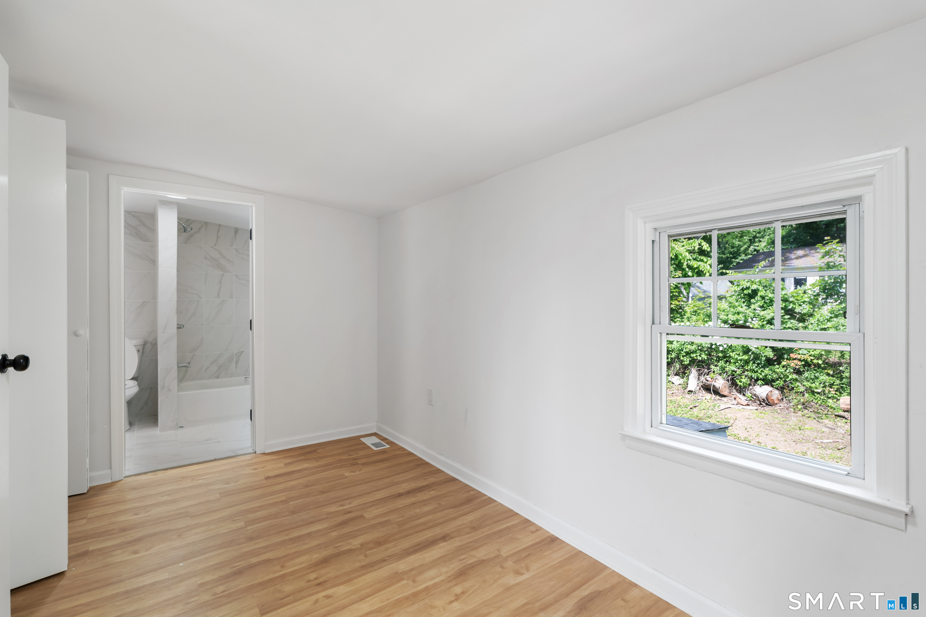 20 Fulton Drive New Fairfield CT 06812