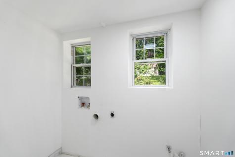 20 Fulton Drive New Fairfield CT 06812