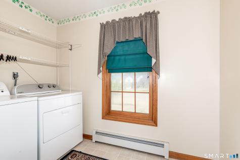 23 Sara Circle North Haven CT 06473